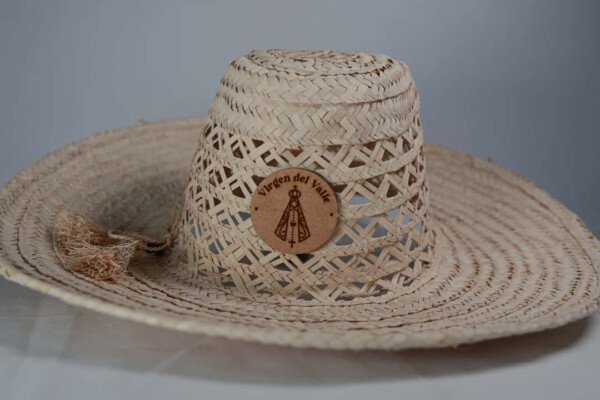 SOMBRERO  CON VENTANAS