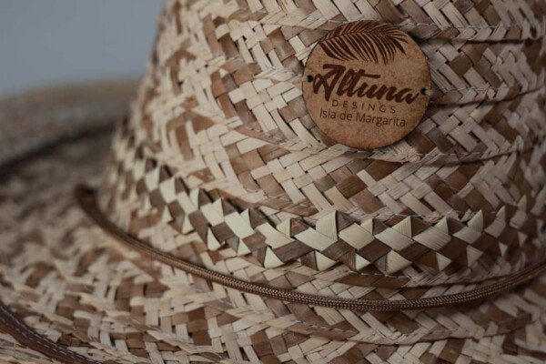 SOMBRERO  CON CUERDA - Imagen 2