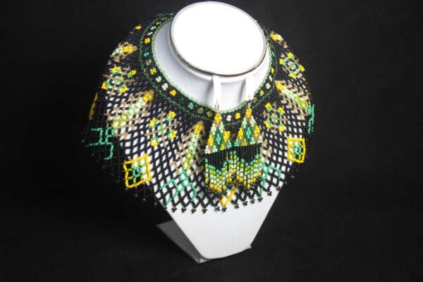 Collar Manaca de Oro