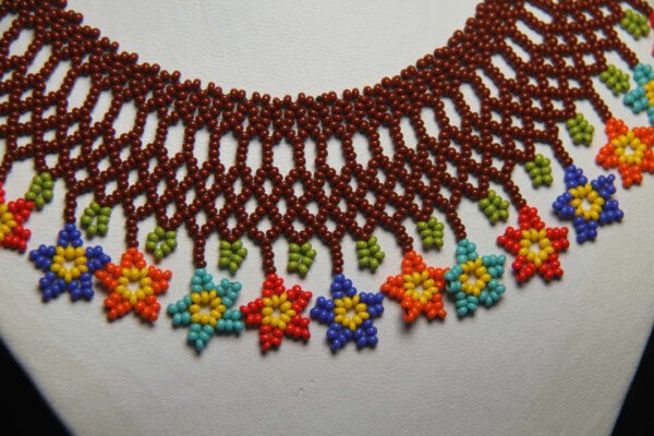 Collar de Flores - Imagen 4